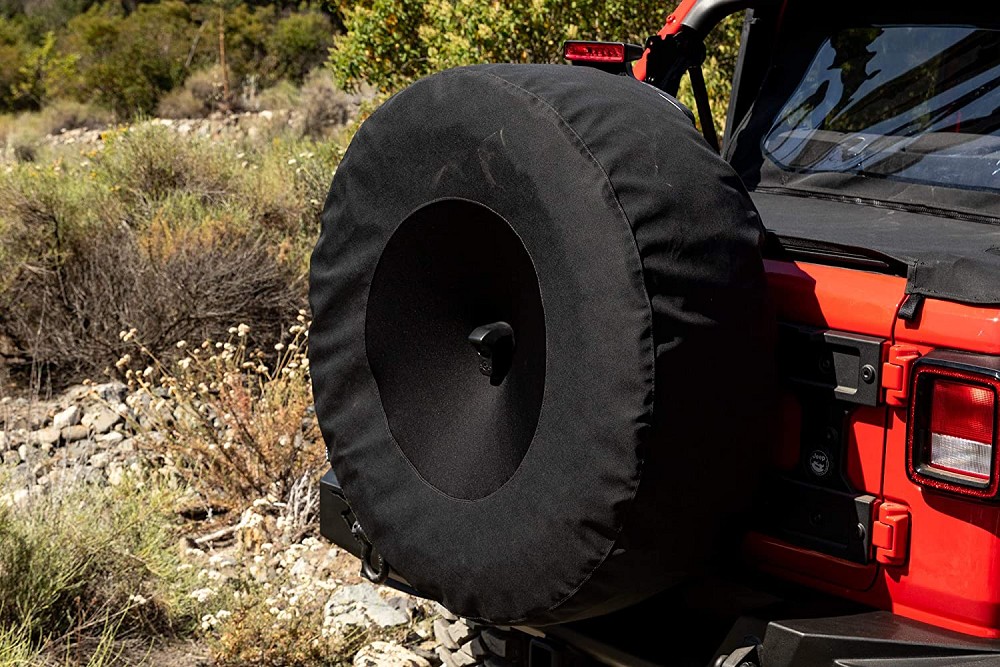 Rampage Products Spare Tire Cover (37" Tires) with Camera Slot | Jeep Wrangler JL