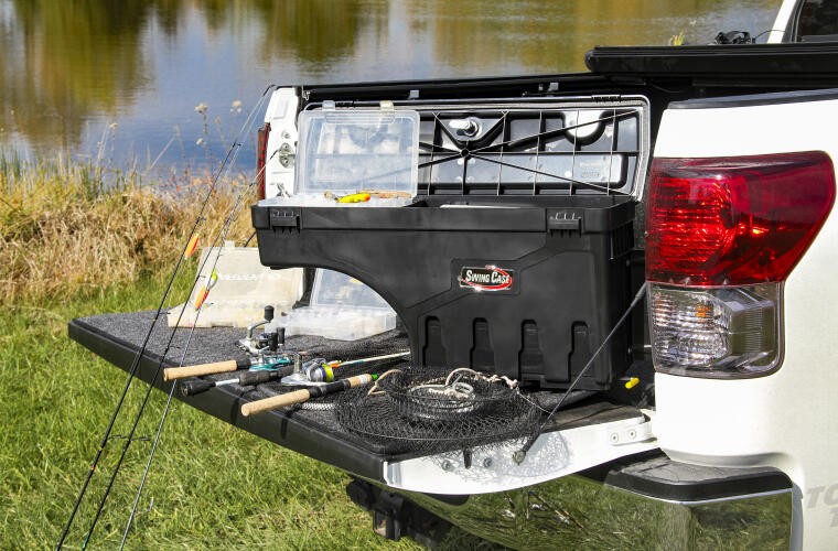 Undercover SwingCase Tool Box | Driver Side | RAM1500 DT